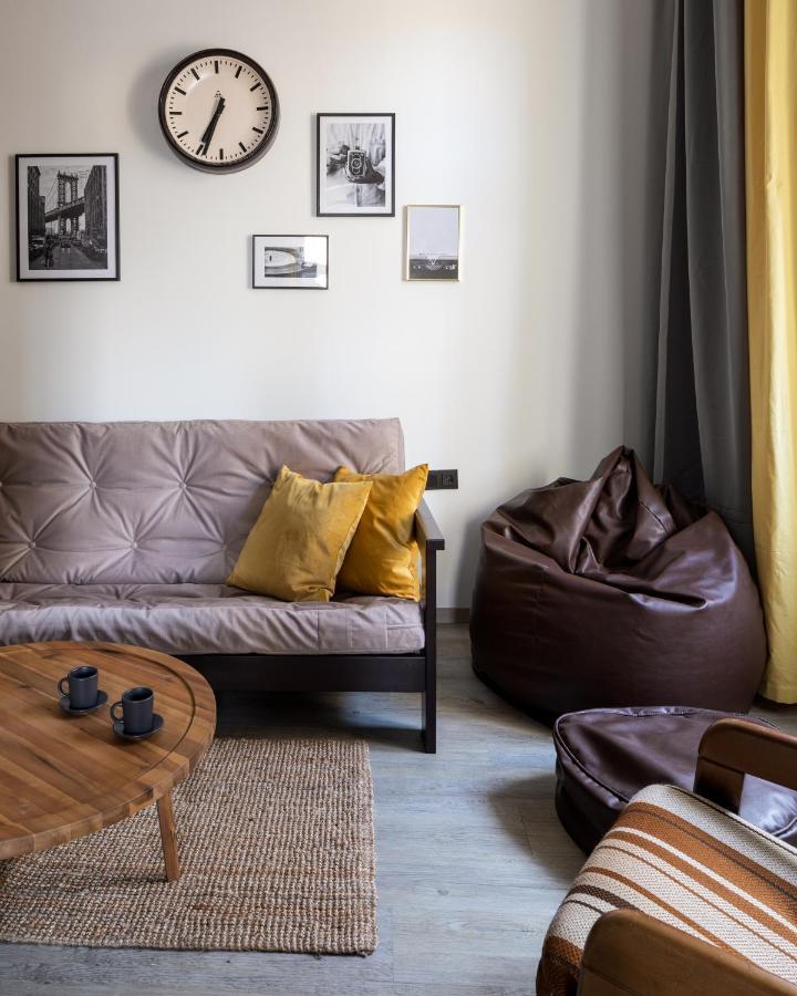 Designer Apartments In New Town By Prague Days - "Included Everything We Needed And More" מראה חיצוני תמונה