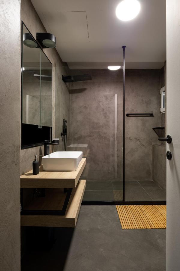 Designer Apartments In New Town By Prague Days - "Included Everything We Needed And More" מראה חיצוני תמונה